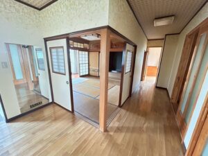 LINE_ALBUM_今泉町中古住宅　R8.7.17_260717_14